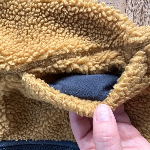 LL Bean Hooded Sherpa Fleece - Picture 5 of 8